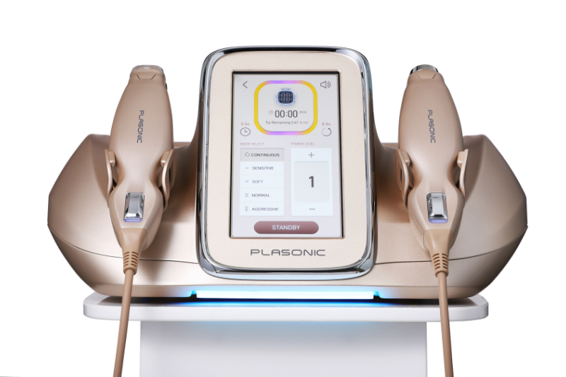 奥まで届ける、艶に満ちた水光肌プラソニック